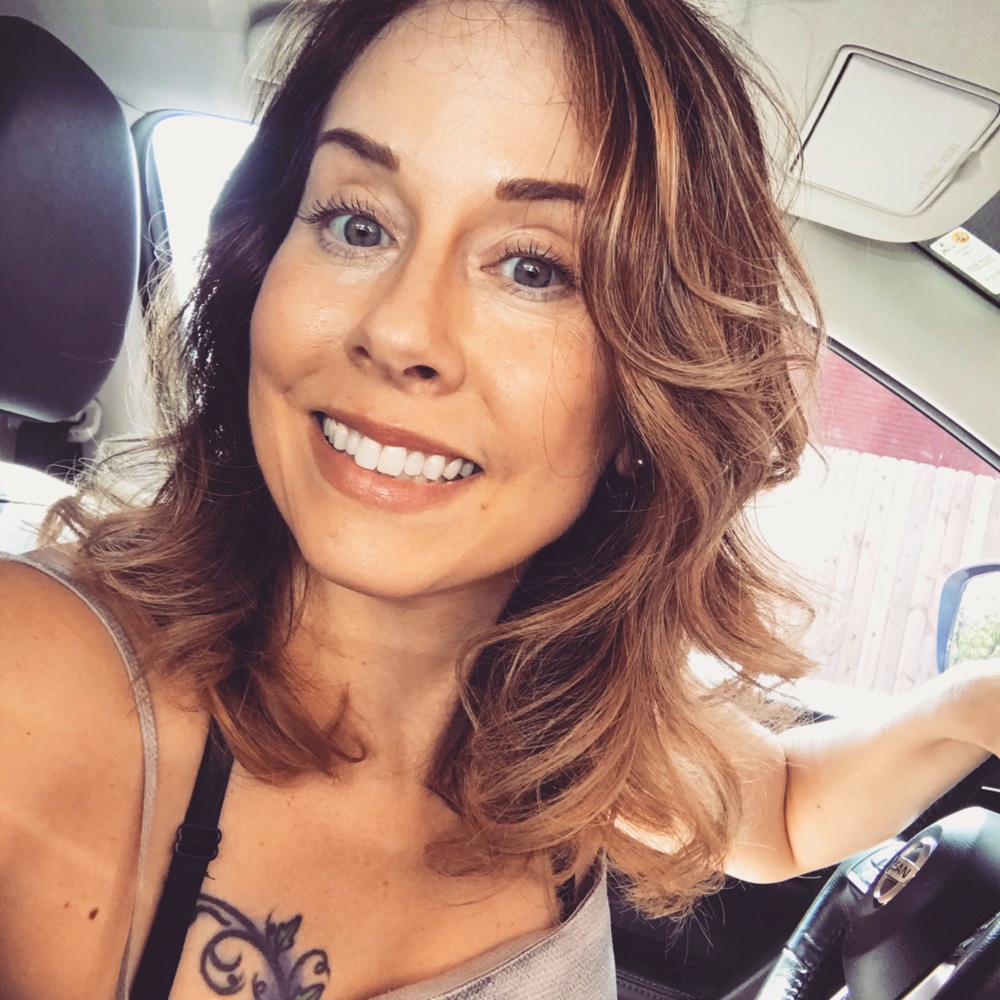 Meet your Posher, Kendra